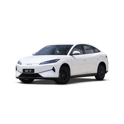 BYD E7